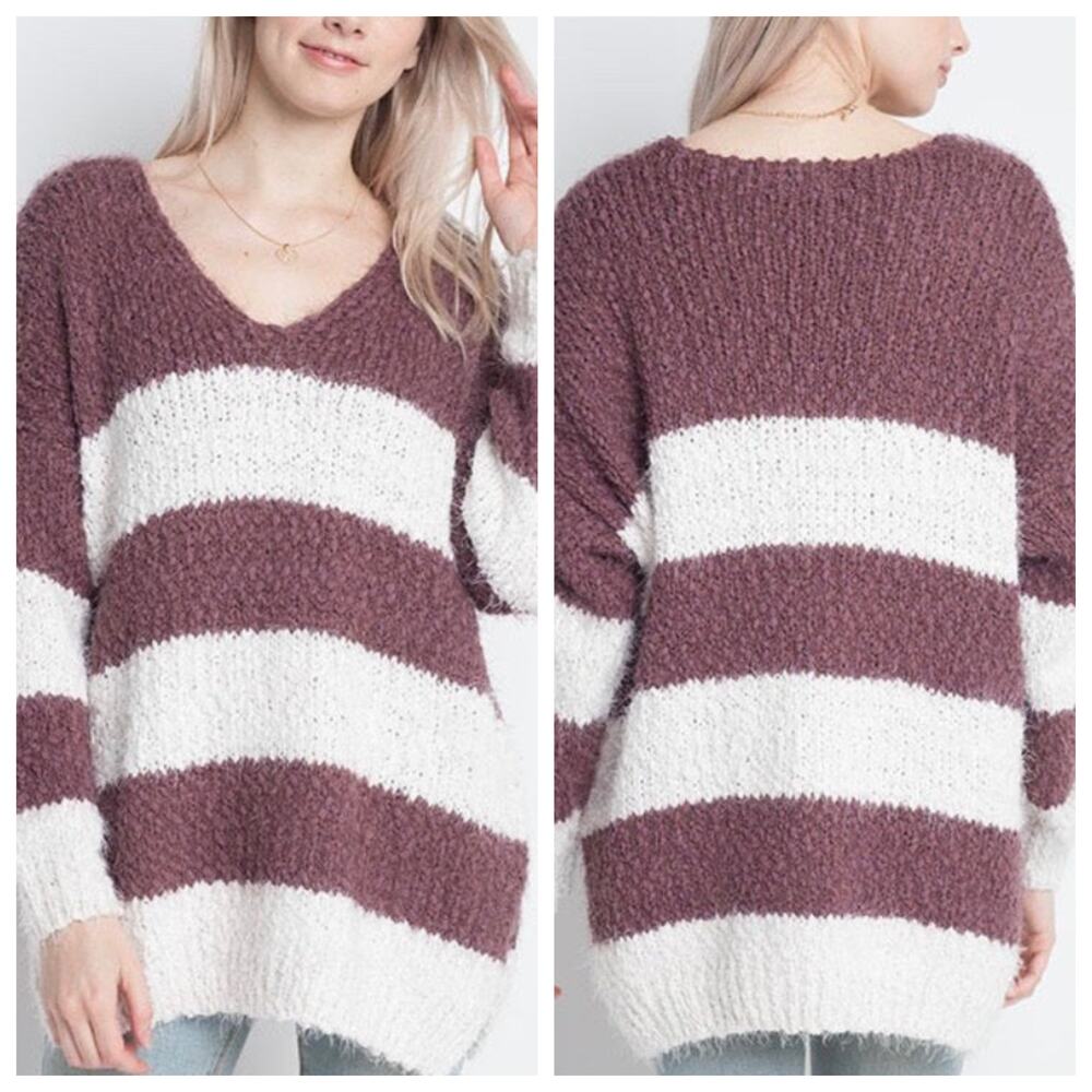 Dreamers Plum White Striped Chenille Eyelash V Neck Sweater Size Small/Medium
